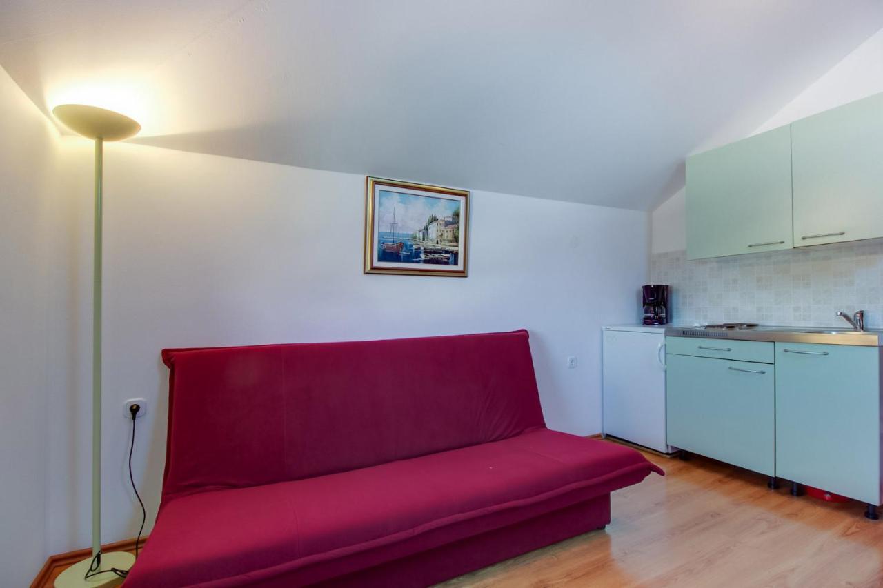 Apartments Rosa Mali Lošinj Екстериор снимка