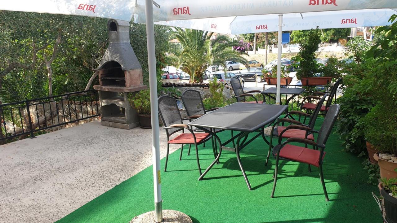 Apartments Rosa Mali Lošinj Екстериор снимка