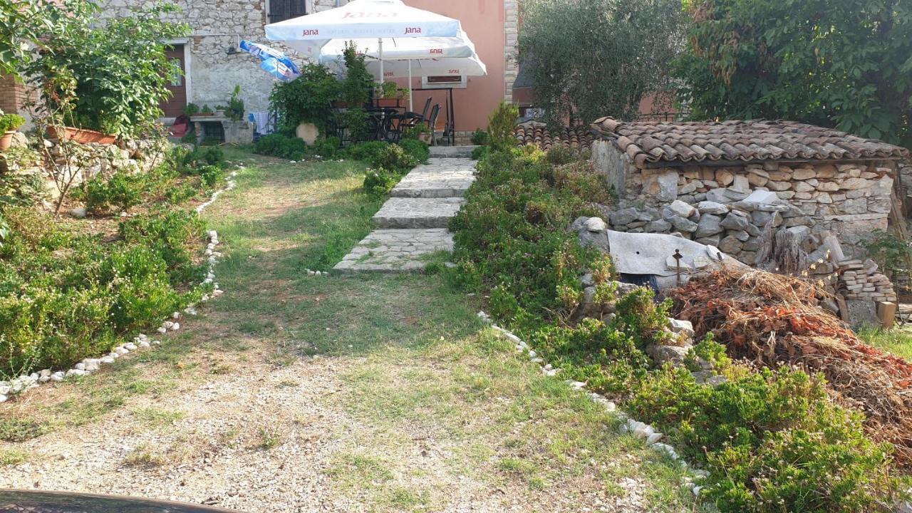 Apartments Rosa Mali Lošinj Екстериор снимка