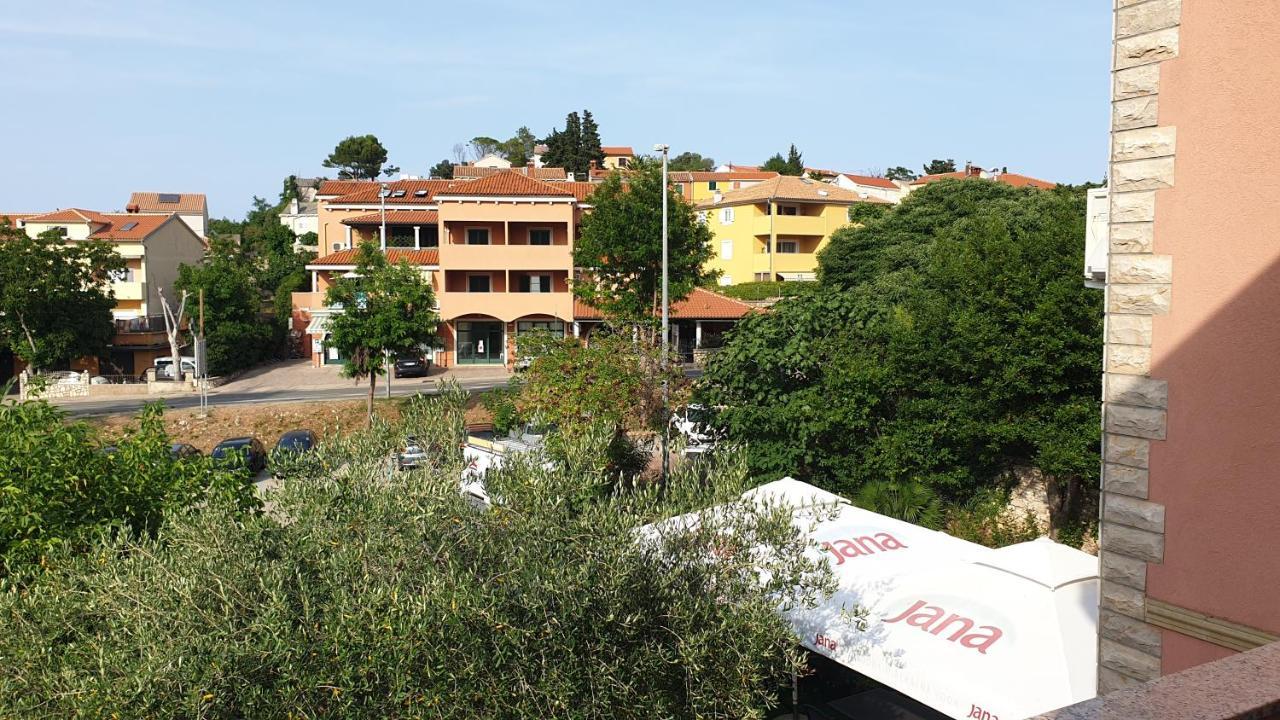 Apartments Rosa Mali Lošinj Екстериор снимка