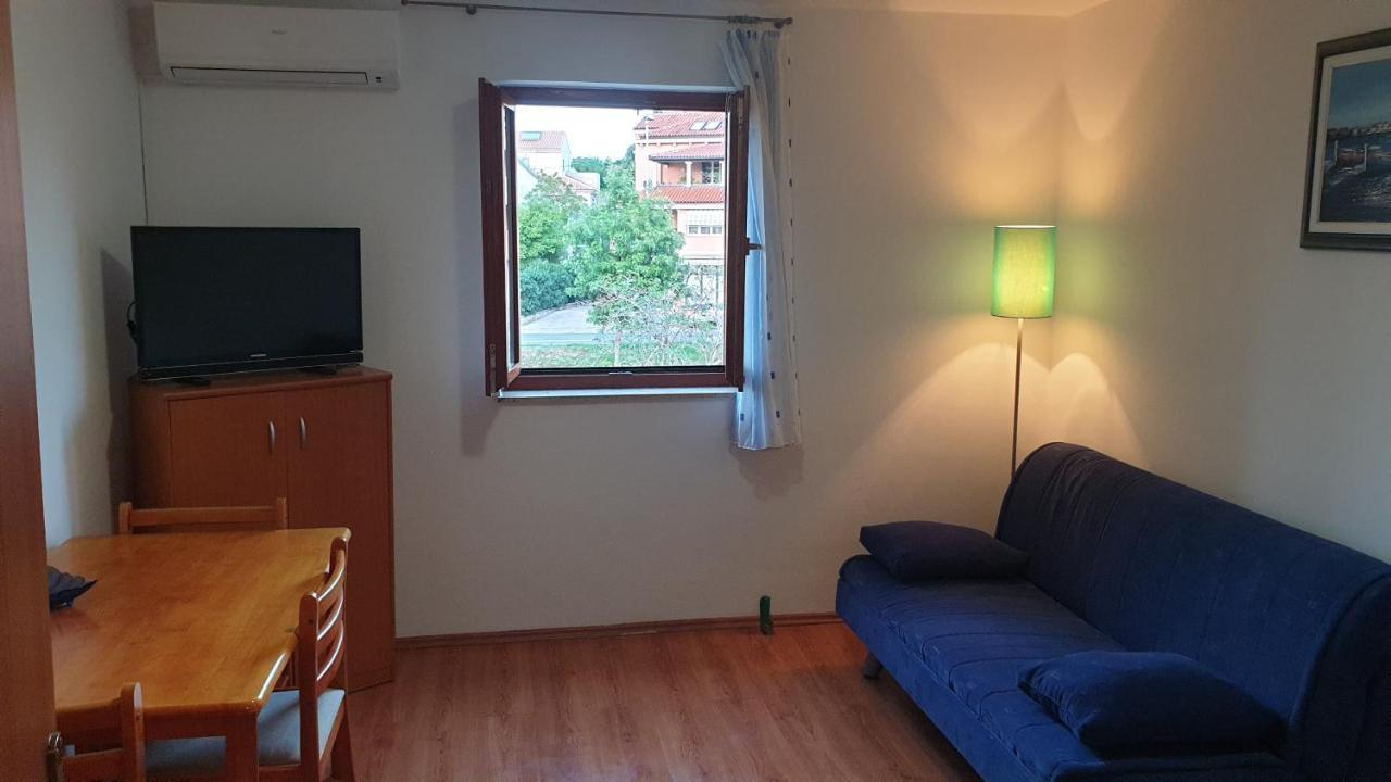 Apartments Rosa Mali Lošinj Екстериор снимка